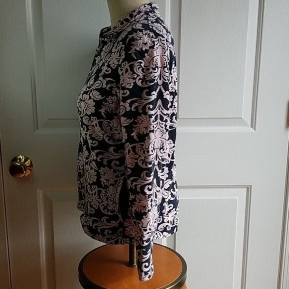 Croft & Barrow Sweatshirt Zip Up Floral Pink Navy Women's WOMAN'S SMALL PETITE - Picture 7 of 13